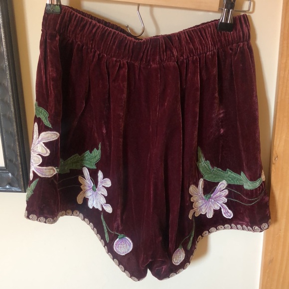 Hp 🦄 Chasing unicorns purple haze velvet shorts L - Picture 5 of 7